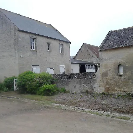 Boutons D'or Semesterbostad Ponts sur Seulles